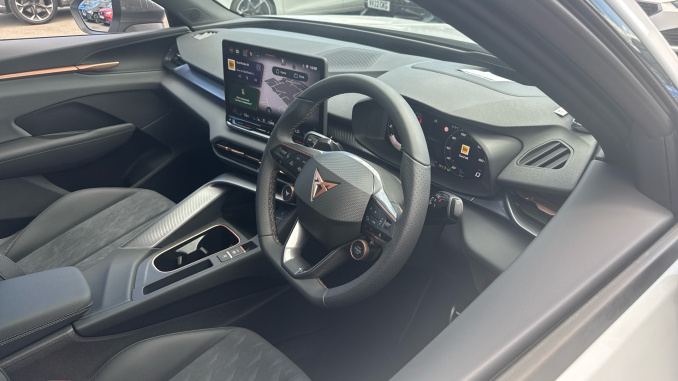 CUPRA Terramar 1.5 eTSI 150 V2 5dr DSG Petrol Hatchback - Image 6